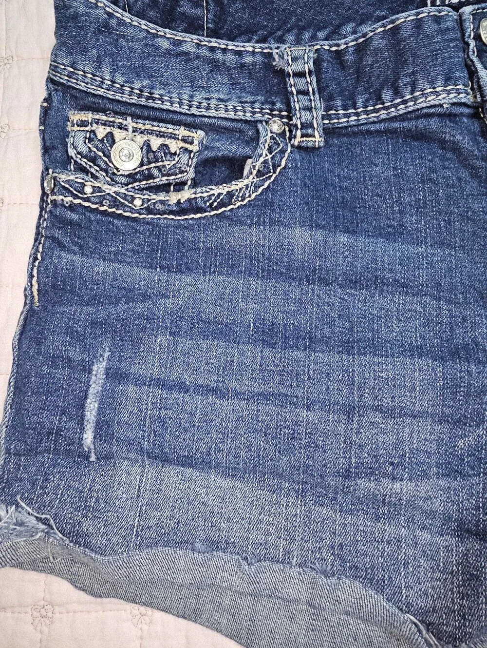 Women's Maurices Embroidered Jean Shorts Sz 13/14